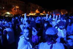 jihlavou-prosel-svaty-martin-pruvod-sledovaly-tisice-lidi-podivejte-se-35 denik-galerie-800@2x