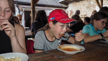 OLYMPUS DIGITAL CAMERA